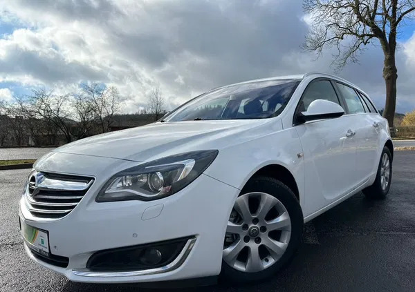 samochody osobowe Opel Insignia cena 27999 przebieg: 226000, rok produkcji 2015 z Skoczów